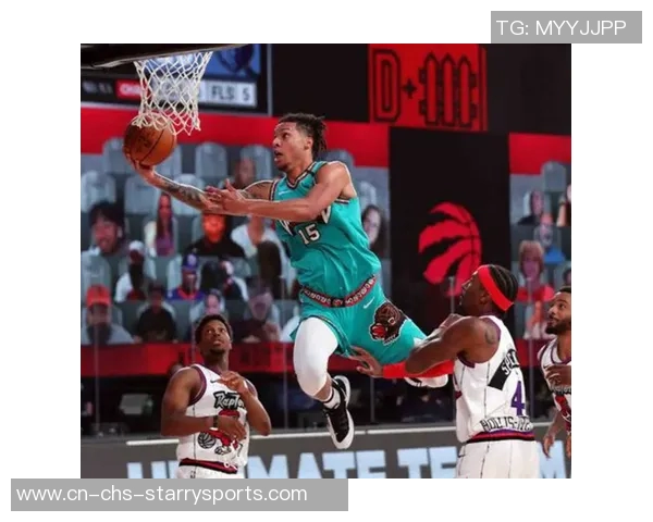 外线双星闪耀狄龙三分全中阿伦稳健发挥助力球队上半场表现 外线双星闪耀狄龙三分全中阿伦稳健发挥助力球队上半场表现