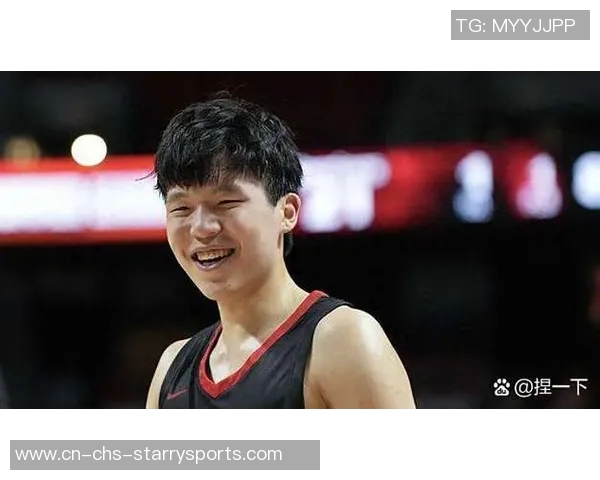 比卢普斯称赞杨瀚森篮板表现强调球队需加强篮下防守力度 比卢普斯称赞杨瀚森篮板表现强调球队需加强篮下防守力度