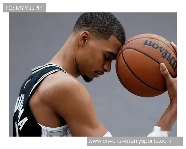 文班表现惊艳砍下17分7篮板隔扣对手并限制切特发挥至极限